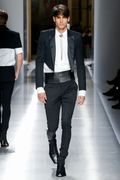 Look 83